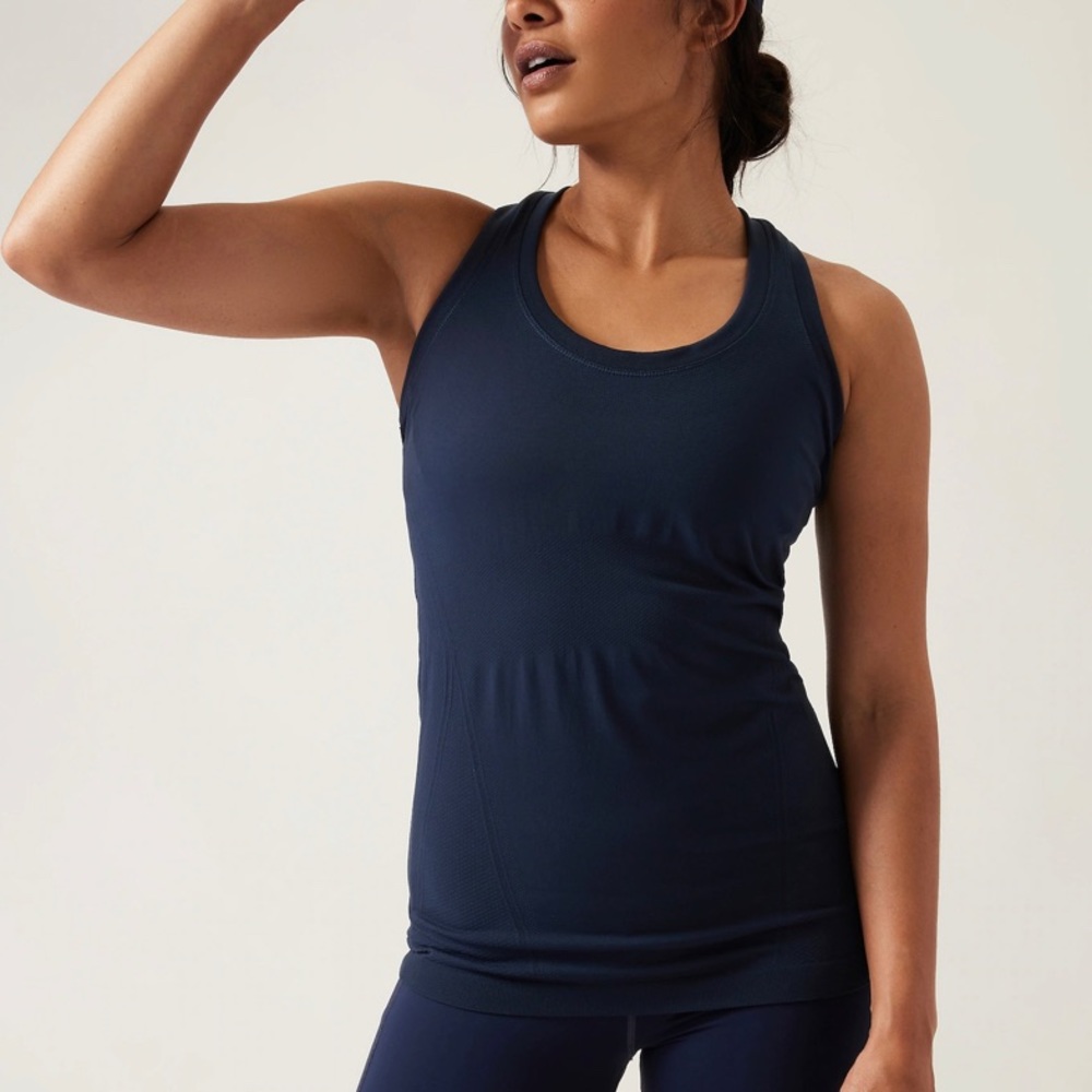 Athleta Momentum Seamless Tank in navy